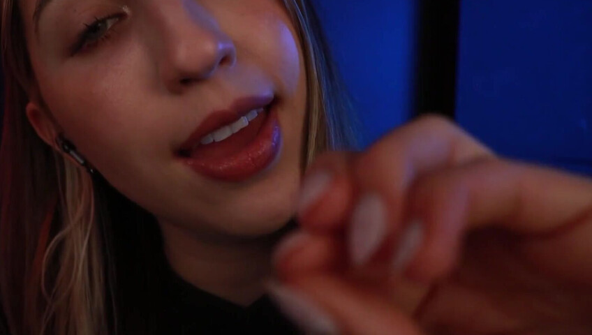 frivvifox Tascam *Muah* Kisses & Finger Nibbles ~ (Patreon)