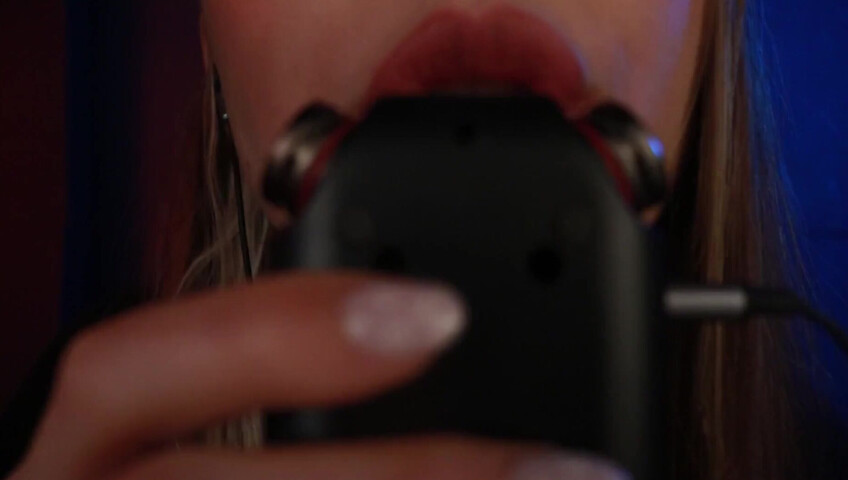 frivvifox Tascam *Muah* Kisses & Finger Nibbles ~ (Patreon)