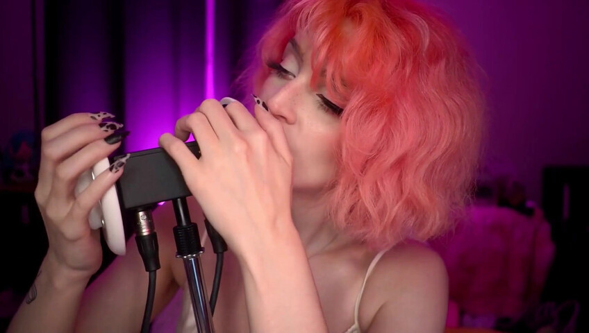 Mewlies ASMR - Ear & Brain Scratching Tingles