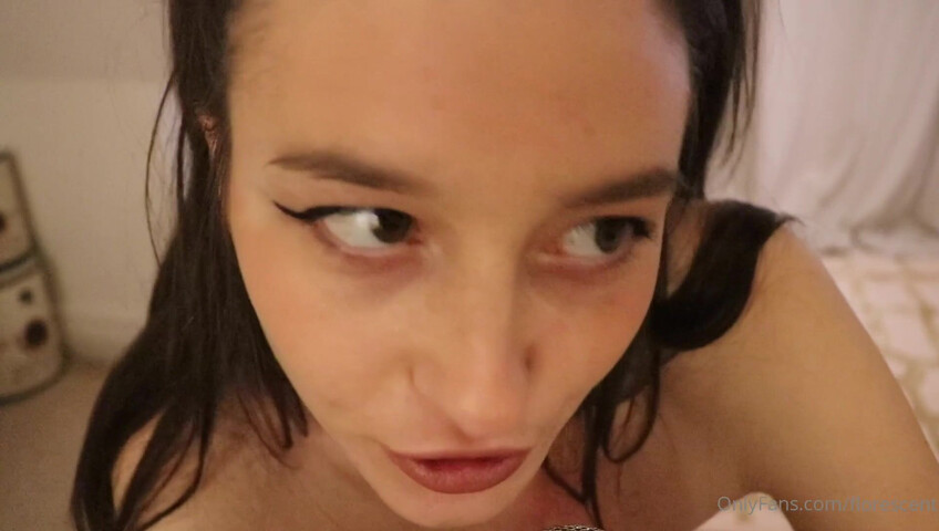 2023 - 02 - 18 - Florescent - Up Close JOI [POOTIE]