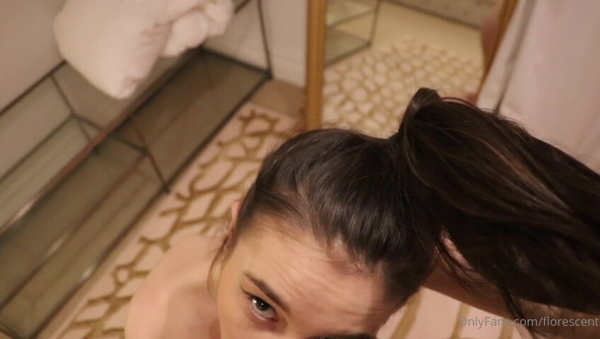 Florescent - Blowjob Roleplay