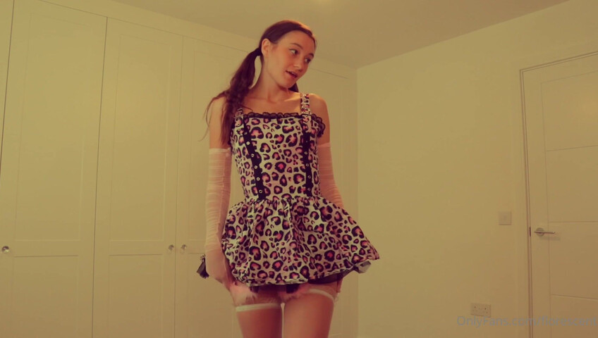 Florescent - Submissive Barbie Girl Strips For You