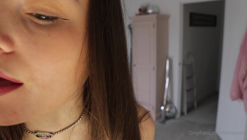 Florescent - Face-timing me as I Getting Ready In My Dressing Room Roleplay