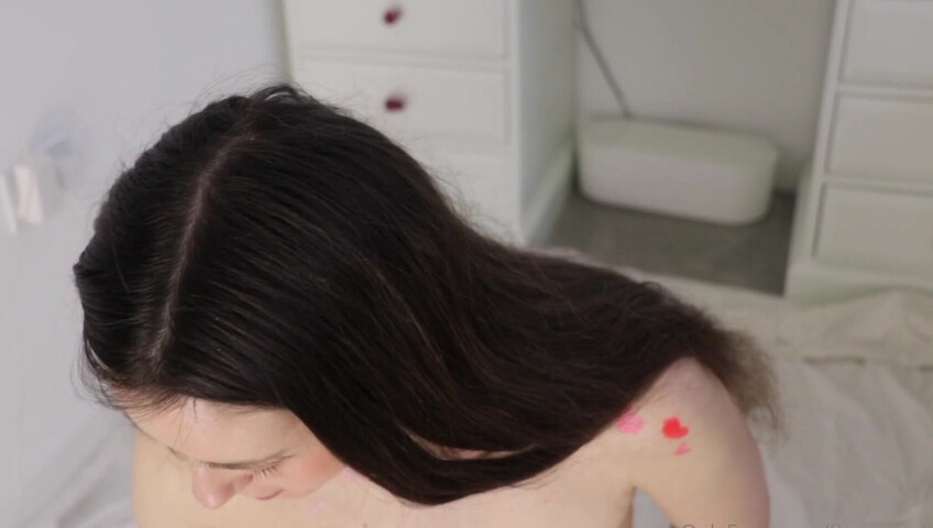 Florescent - Playful Finger Body Painting