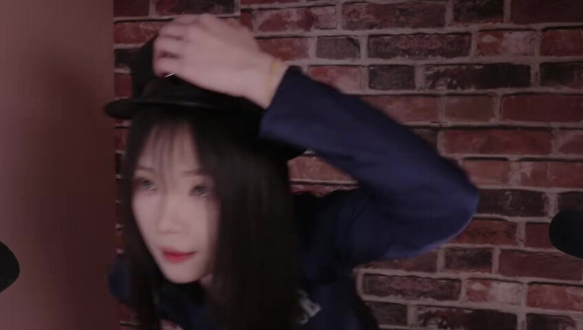 ASMR - Filming Outfit Lookbook & Behind-the-Scenes Chat