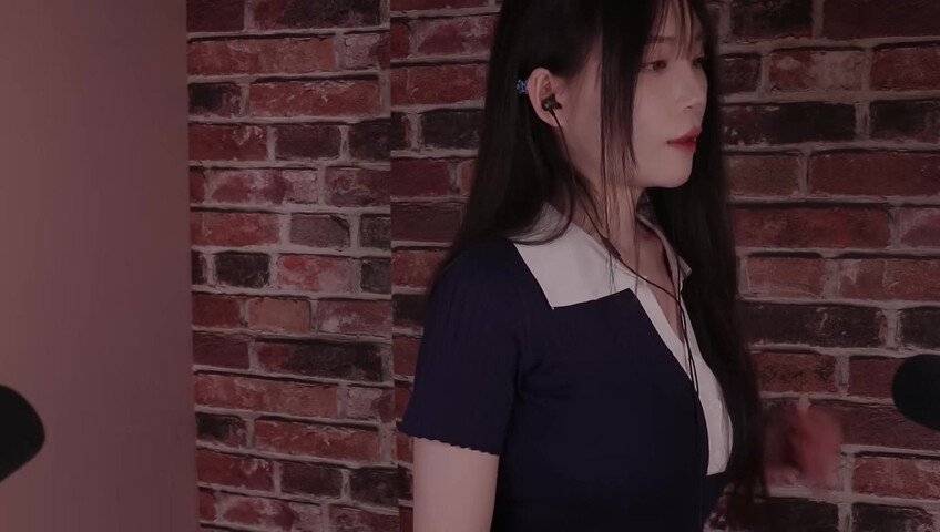 ASMR - Filming Outfit Lookbook & Behind-the-Scenes Chat