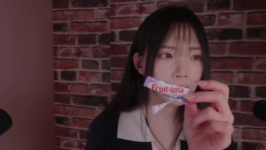 ASMR - Filming Outfit Lookbook & Behind-the-Scenes Chat