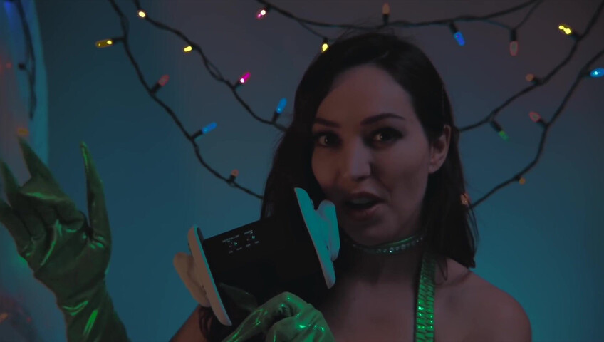 ASMR - I AM MISS GRINCH! (Christmas themed role play)