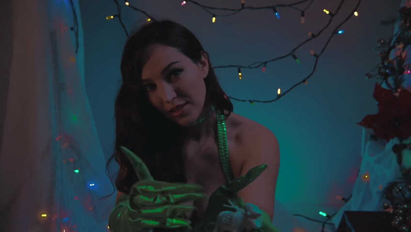 ASMR - I AM MISS GRINCH! (Christmas themed role play)