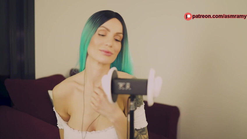 ASMR Amy Nude - Ear Licking