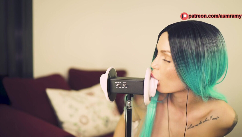 ASMR Amy Nude - Ear Licking