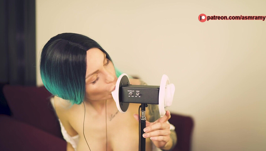 ASMR Amy Nude - Ear Licking
