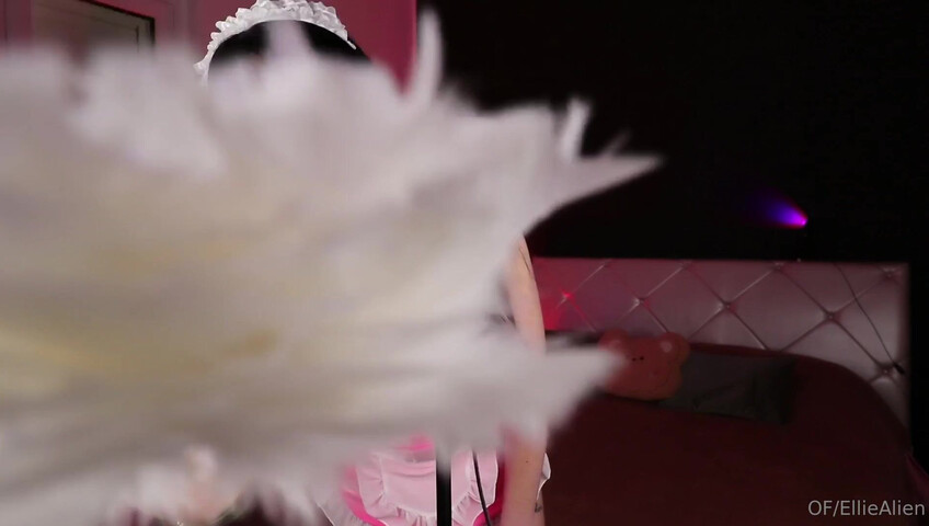 ASMR Ear Licking | Ellie Alien Asmr