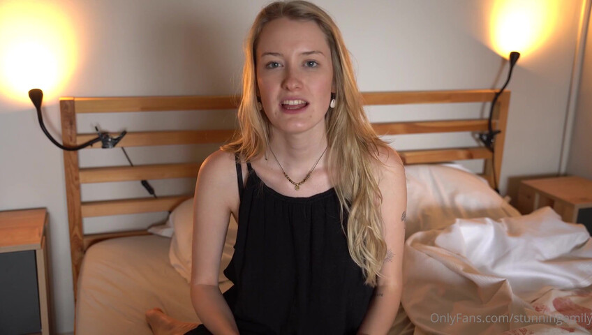 ASMR Emily - Flirty nude valentine's gift