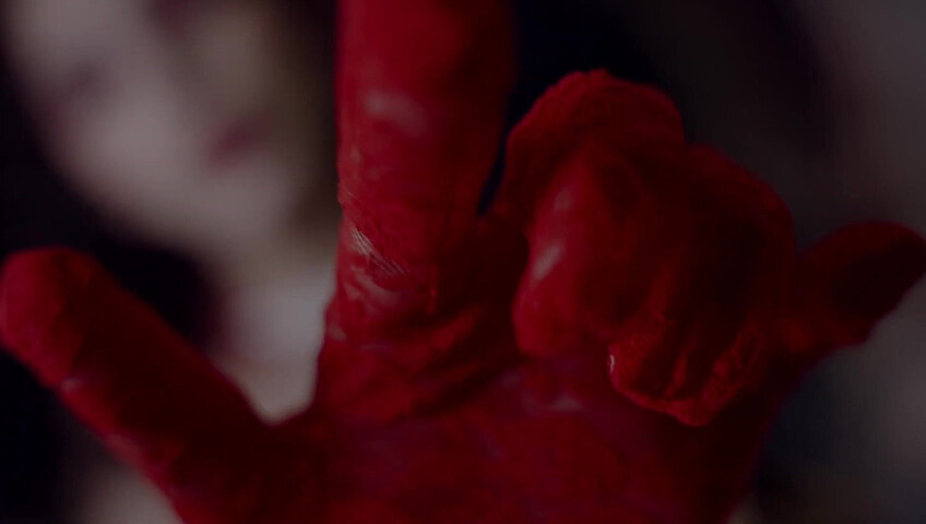 ASMR Glow - Sharon Dubois 2024-11-31 ASMR for members A Vampire Hypnotizes You