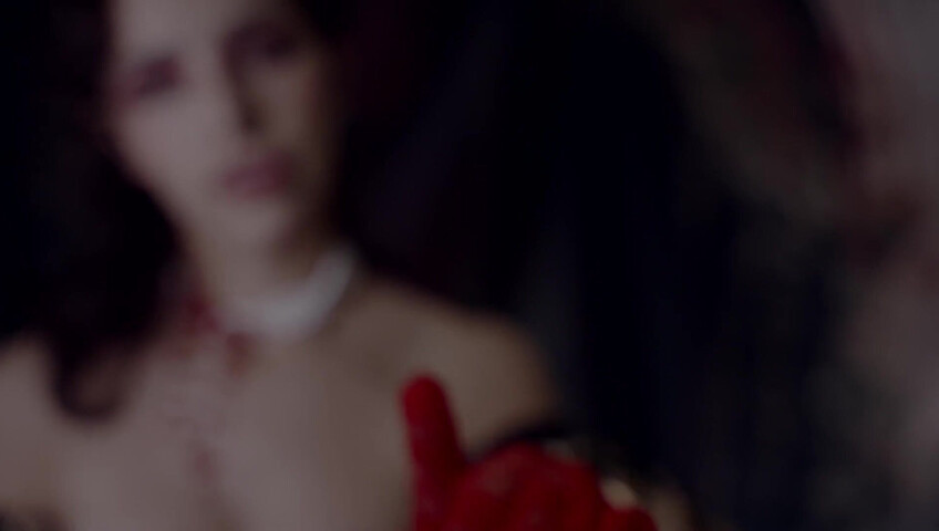 ASMR Glow - Sharon Dubois 2024-11-31 ASMR for members A Vampire Hypnotizes You