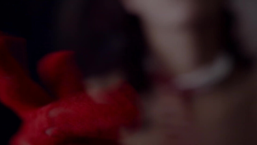 ASMR Glow - Sharon Dubois 2024-11-31 ASMR for members A Vampire Hypnotizes You