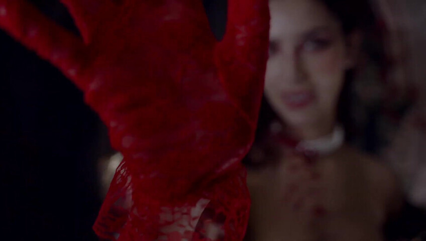 ASMR Glow - Sharon Dubois 2024-11-31 ASMR for members A Vampire Hypnotizes You