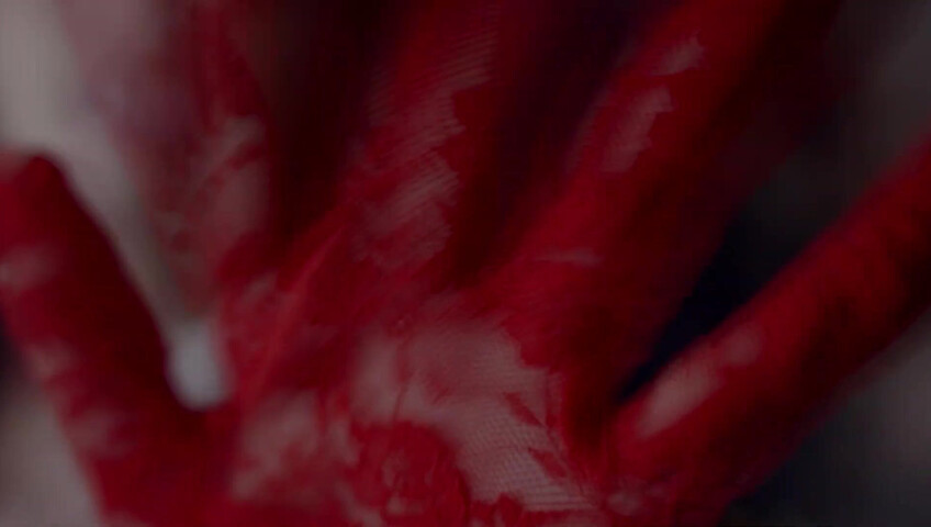 ASMR Glow - Sharon Dubois 2024-11-31 ASMR for members A Vampire Hypnotizes You