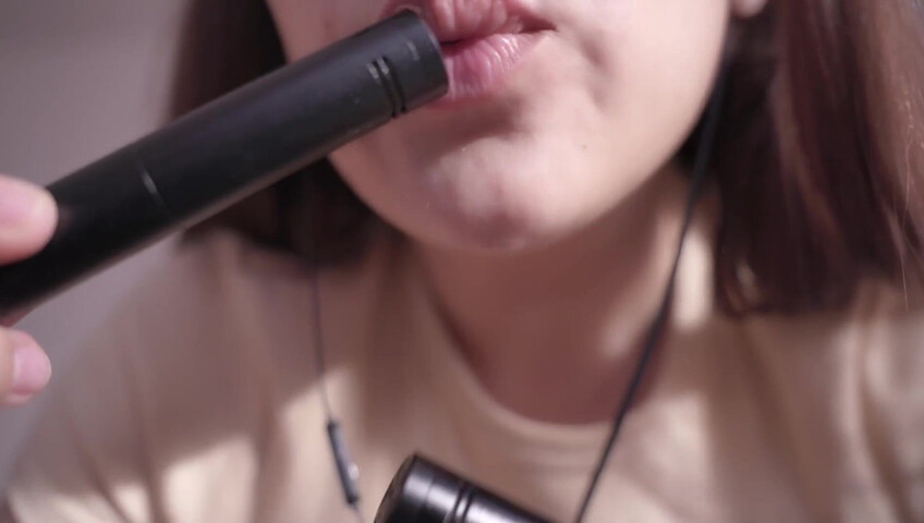 ASMR HoneyGirl - Tongue And Face licking Patreon Leak