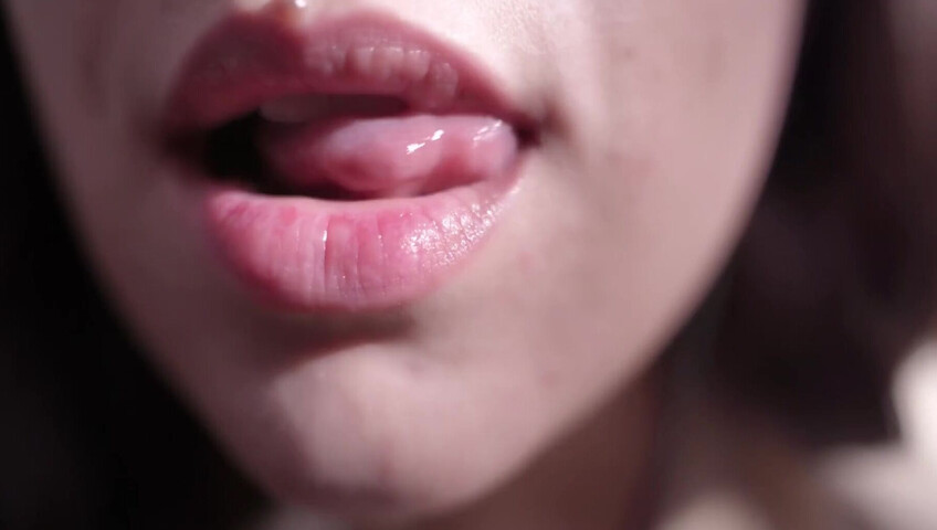 ASMR HoneyGirl - Tongue And Face licking Patreon Leak