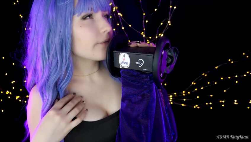 ASMR Kitty Klaw - Hot Licking & Mouth sounds