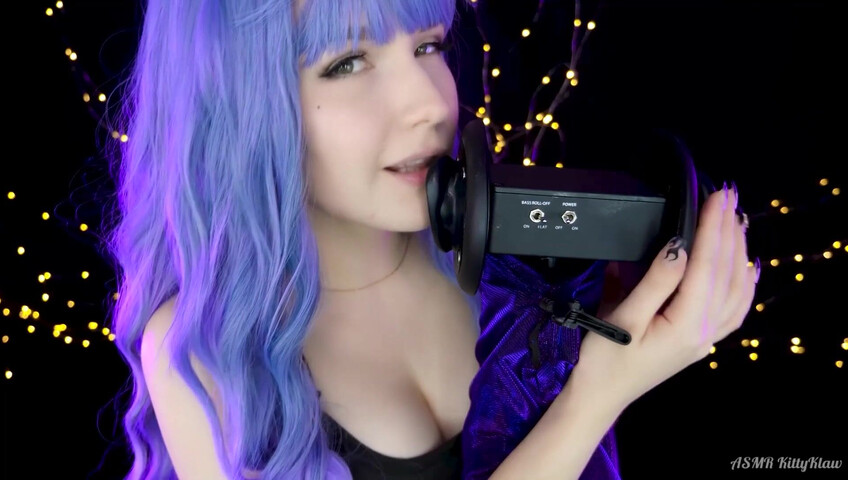 ASMR Kitty Klaw - Hot Licking & Mouth sounds