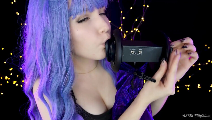 ASMR Kitty Klaw - Hot Licking & Mouth sounds