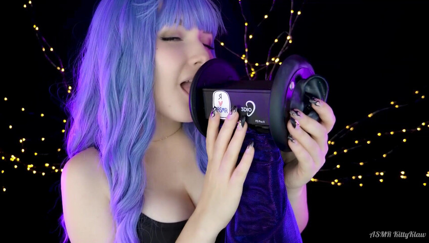 ASMR Kitty Klaw - Hot Licking & Mouth sounds