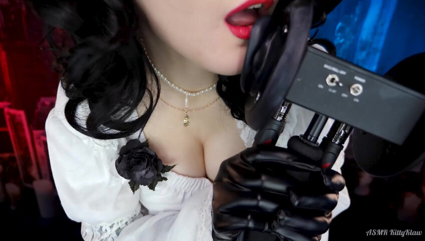 ASMR Kitty Klaw - Lady Dimitrescu Licking & Mouth sounds