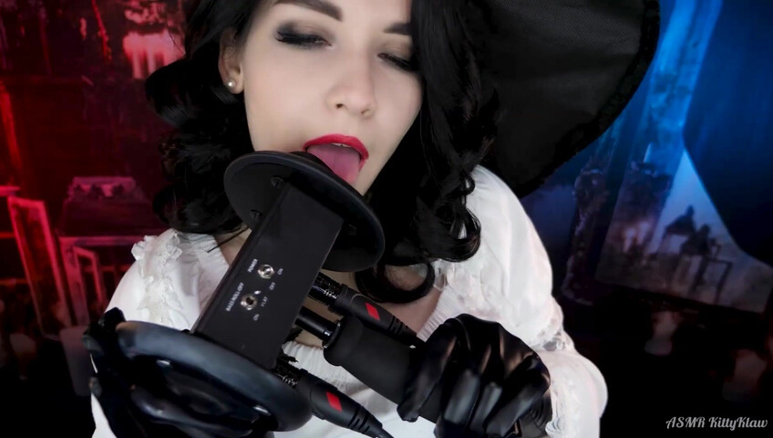 ASMR Kitty Klaw - Lady Dimitrescu Licking & Mouth sounds