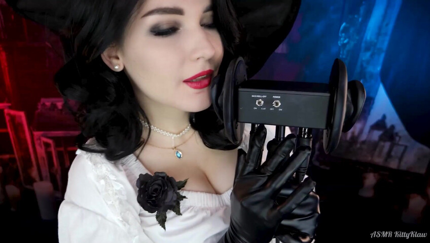 ASMR Kitty Klaw - Lady Dimitrescu Licking & Mouth sounds