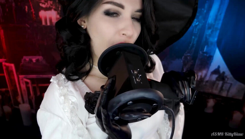 ASMR Kitty Klaw - Lady Dimitrescu Licking & Mouth sounds