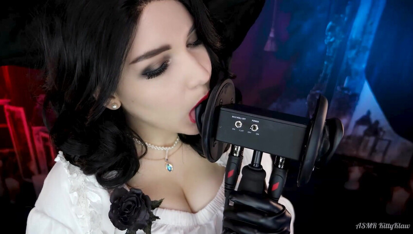 ASMR Kitty Klaw - Lady Dimitrescu Licking & Mouth sounds