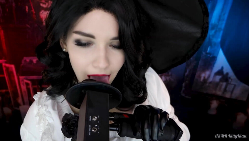 ASMR Kitty Klaw - Lady Dimitrescu Licking & Mouth sounds
