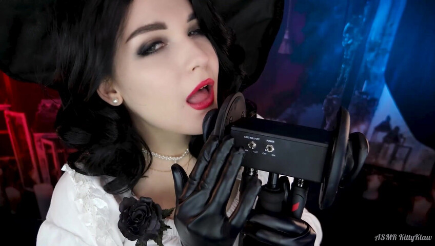 ASMR Kitty Klaw - Lady Dimitrescu Licking & Mouth sounds