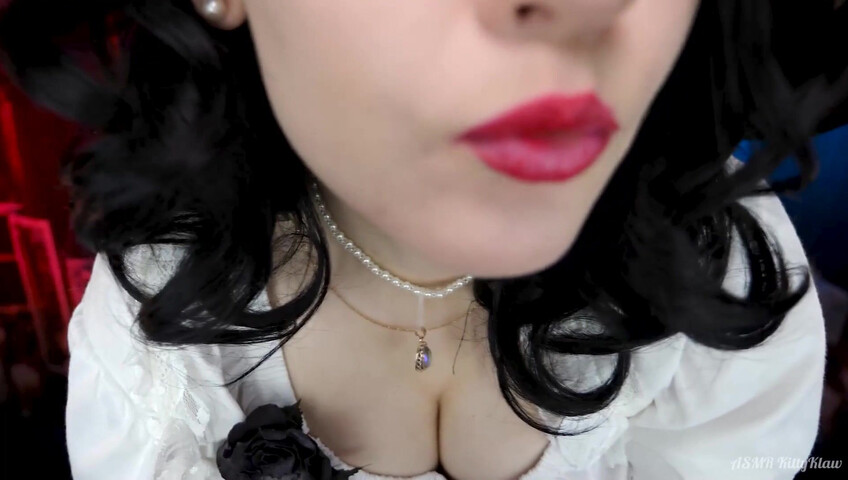 ASMR Kitty Klaw - Lady Dimitrescu Licking & Mouth sounds