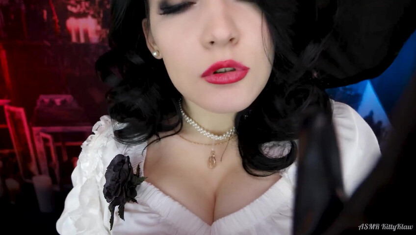 ASMR Kitty Klaw - Lady Dimitrescu Licking & Mouth sounds