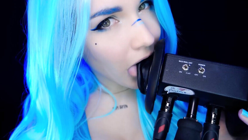 ASMR Kitty Klaw - Licking & Mouth sounds