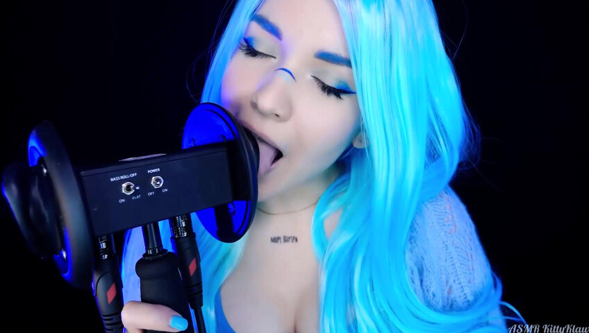 ASMR Kitty Klaw - Licking & Mouth sounds