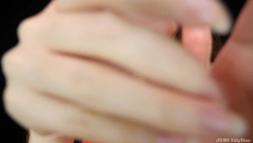 ASMR Kitty Klaw - Relax on a Hot day