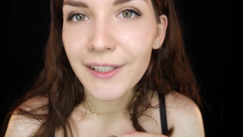 ASMR Kitty Klaw - Relax on a Hot day