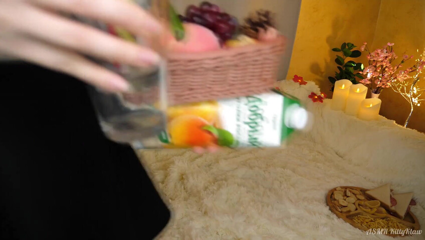 ASMR Kitty Klaw - Your favorite movie