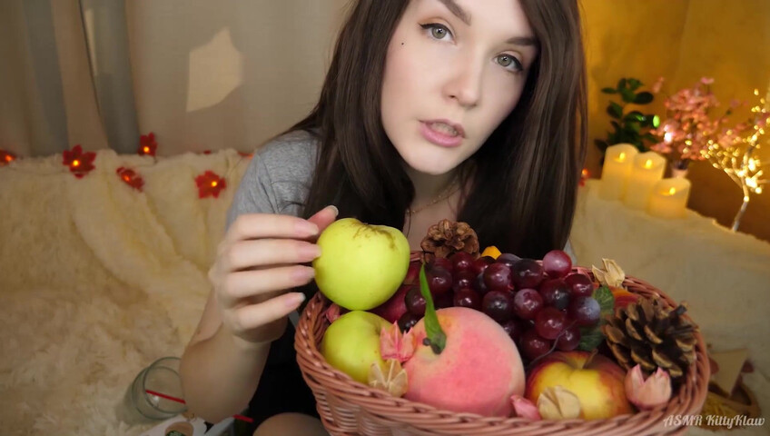 ASMR Kitty Klaw - Your favorite movie