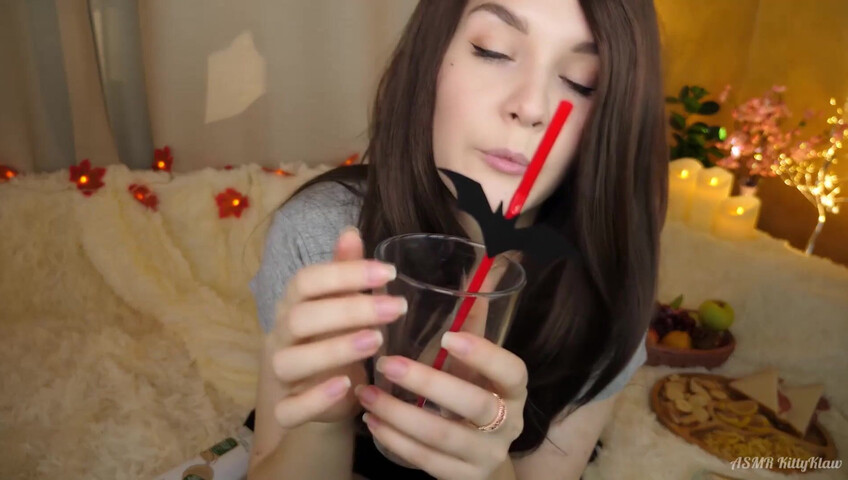 ASMR Kitty Klaw - Your favorite movie