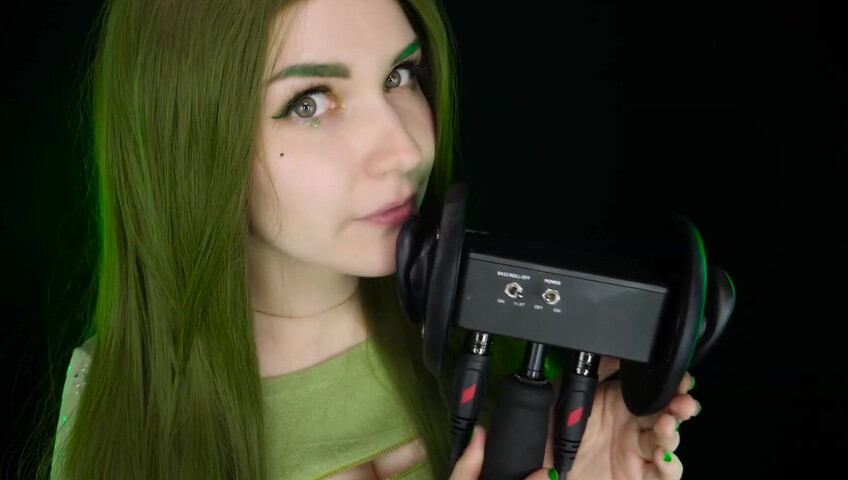 ASMR Kitty Klaw New - Licking & Mouth sounds