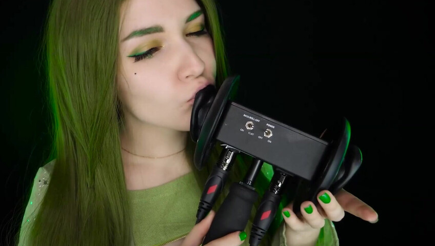 ASMR Kitty Klaw New - Licking & Mouth sounds