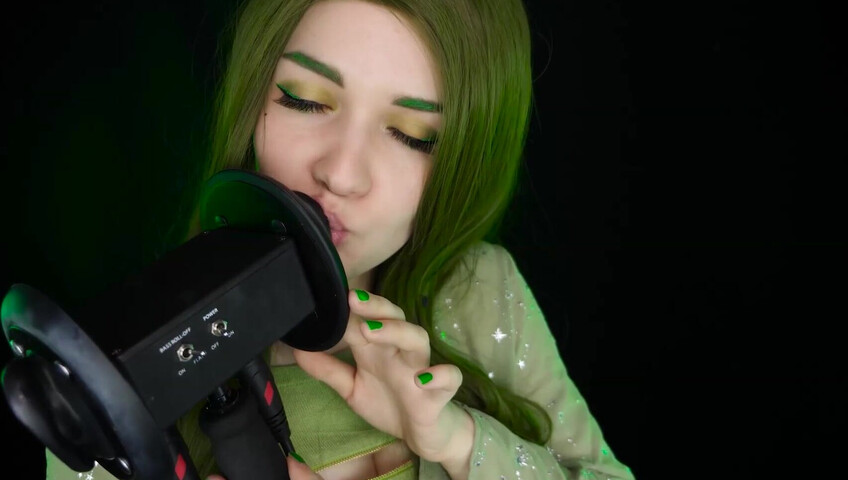 ASMR Kitty Klaw New - Licking & Mouth sounds