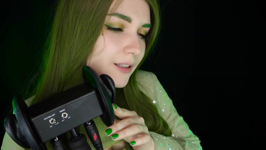 ASMR Kitty Klaw New - Licking & Mouth sounds