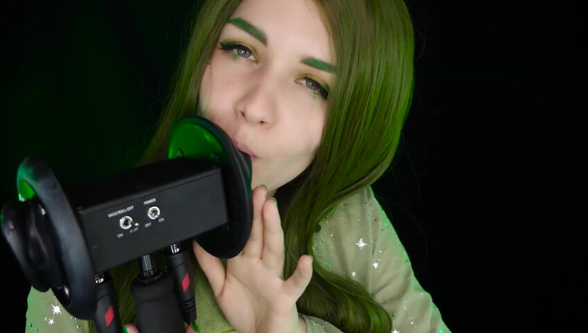 ASMR Kitty Klaw New - Licking & Mouth sounds